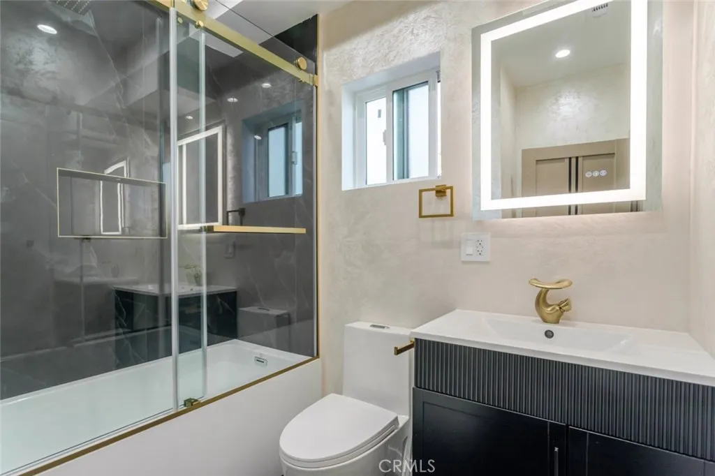 Additional image 37 of 11120 Emelita Street, North Hollywood, CA 91601