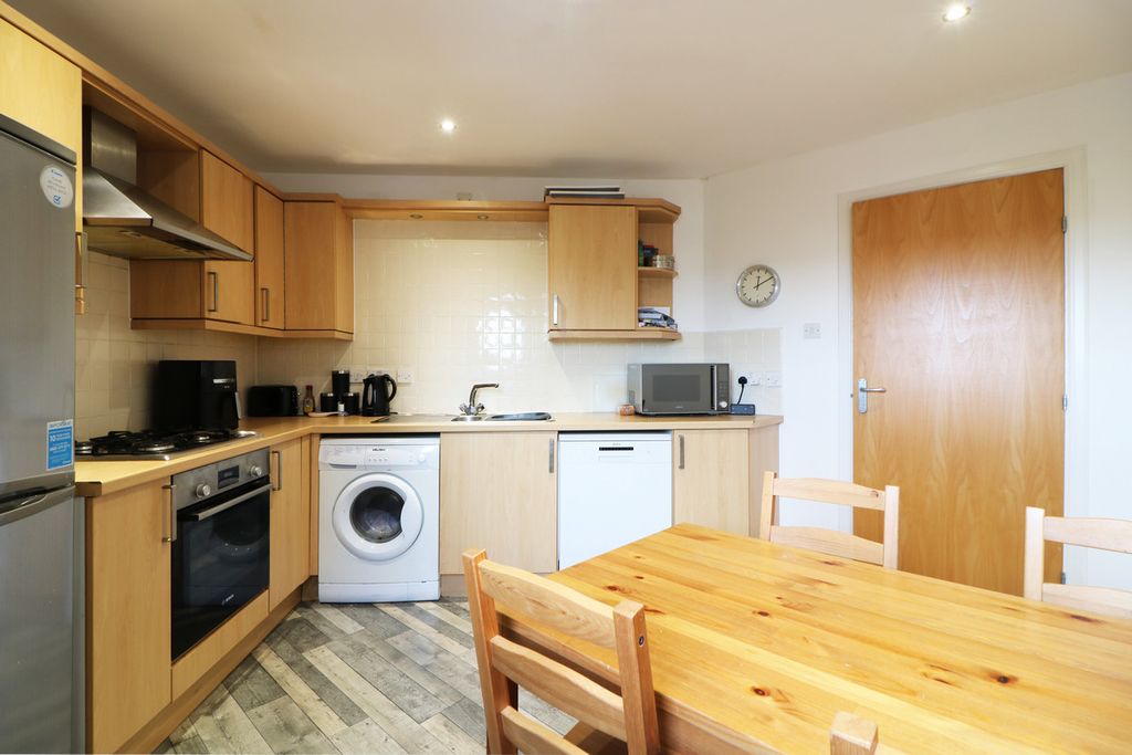 Additional image 3 of 2 bed flat for saleShawfarm Gardens, Prestwick KA9