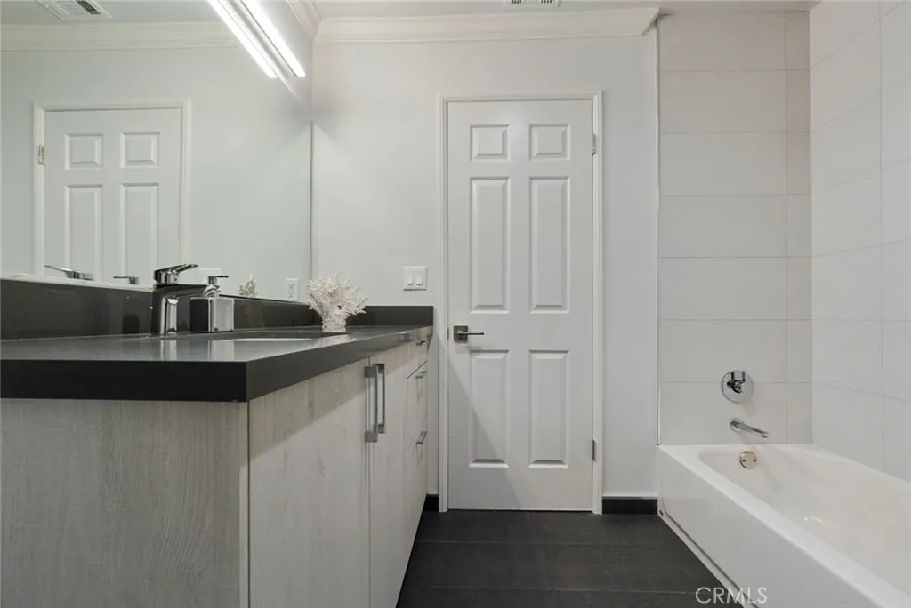 Additional image 31 of 3381 Oakmont View Drive, Glendale, CA 91208