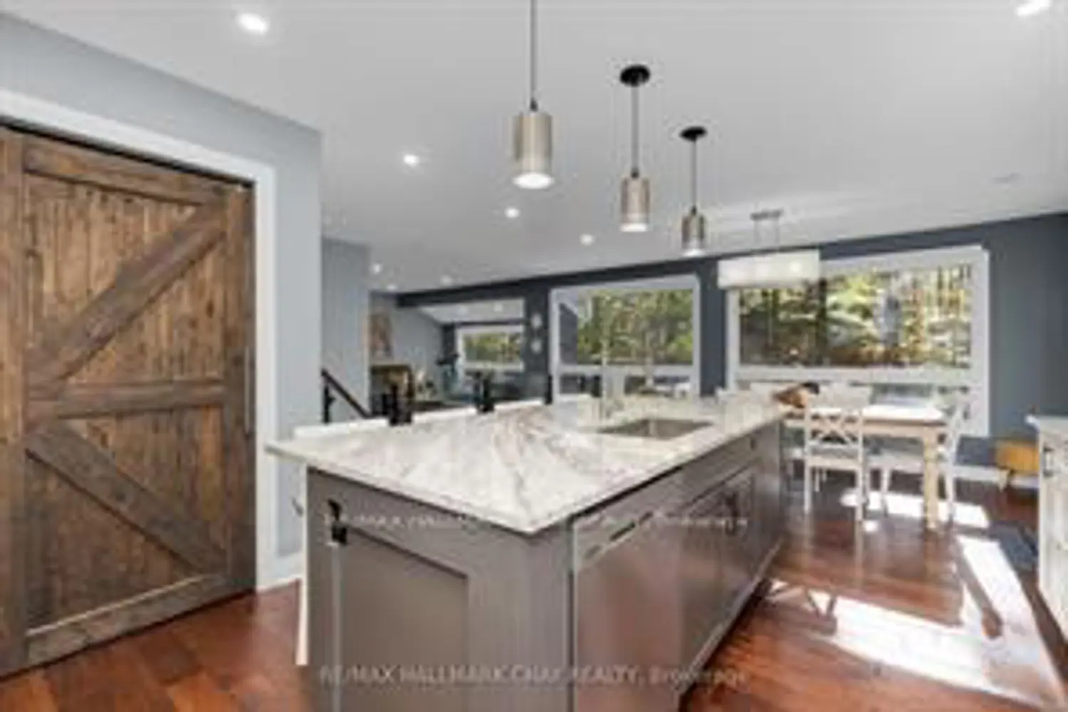 Additional image 12 of 1 Iroquois Ridge