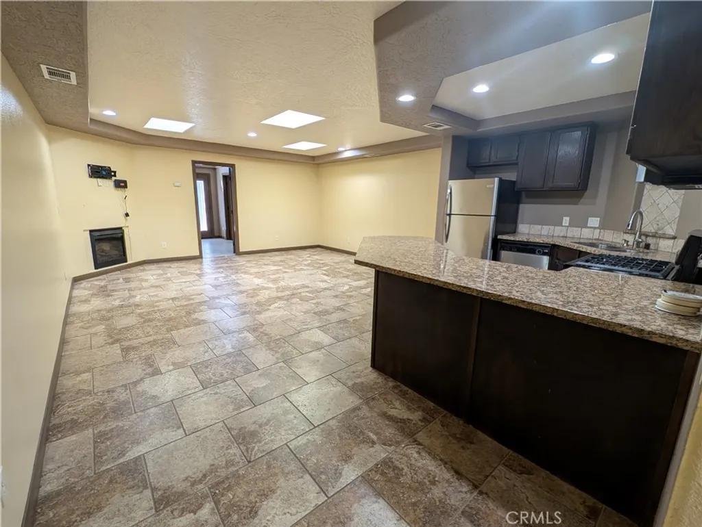 Additional image 10 of 27160 Vista Rd Unit 22, Helendale, CA 92342