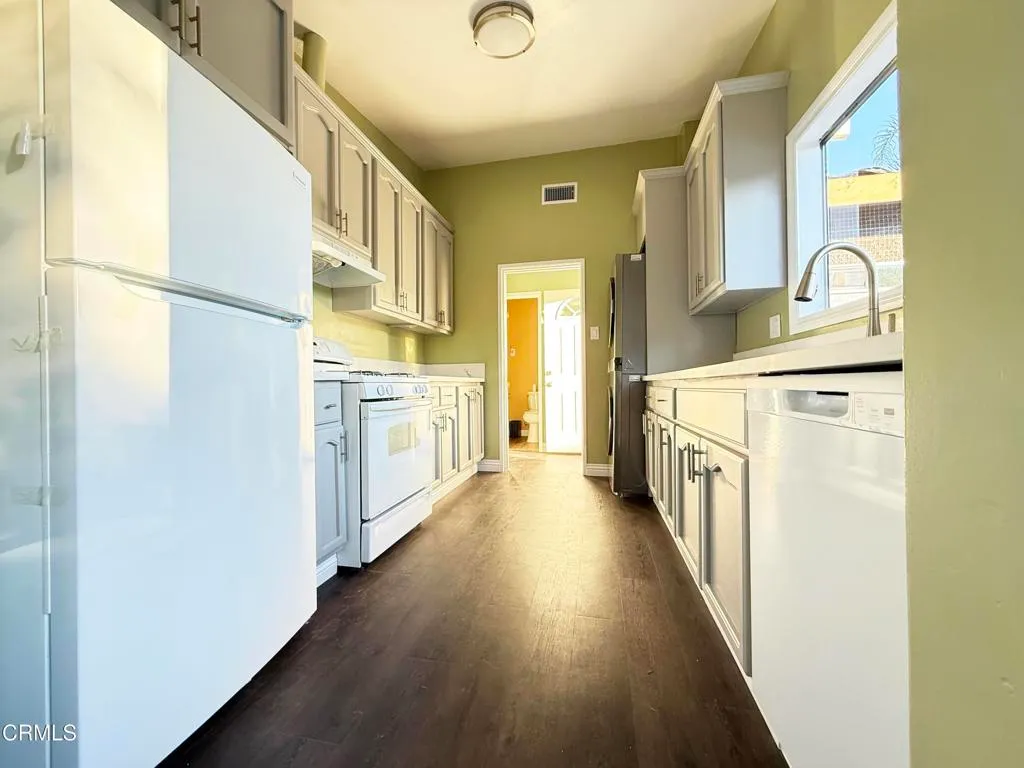 Additional image 29 of 18540 Arminta Street, Reseda, CA 91335