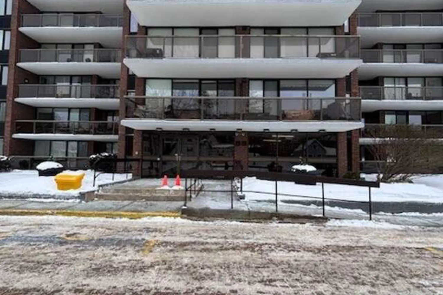 Additional image 15 of 55 Water Street 808