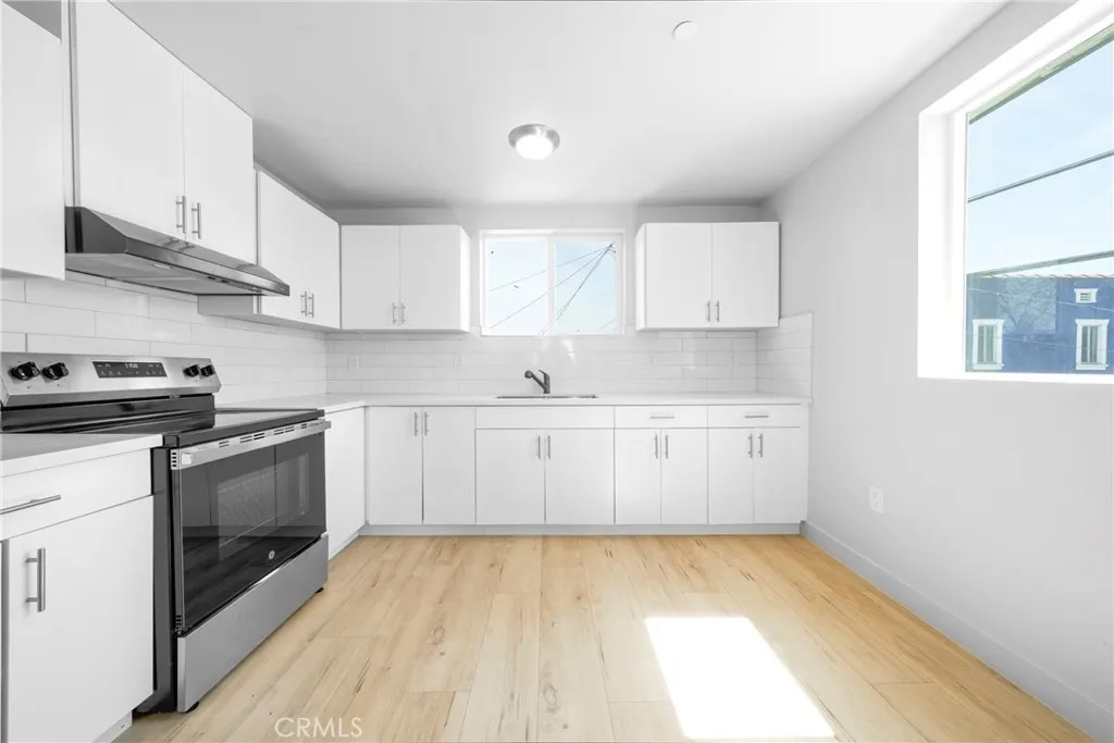 Additional image 18 of 236 W 84th Pl, Los Angeles, CA 90003