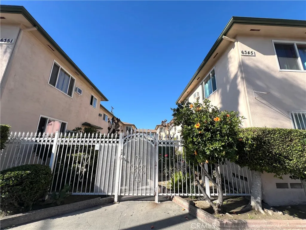 Additional image 2 of 6345 Templeton Street, Huntington Park, CA 90255