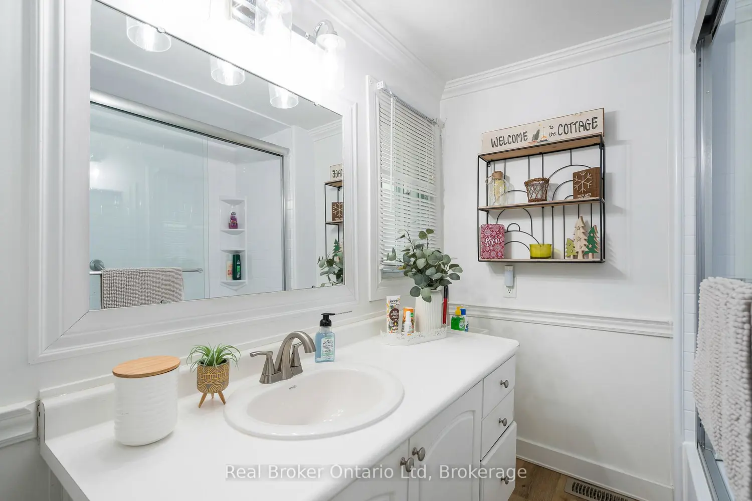 Additional image 15 of 1071 Lawson Road