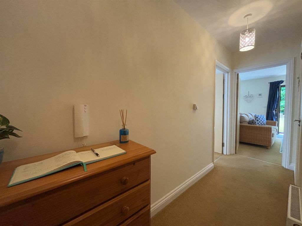 Additional image 3 of 1 bed flat for saleChandlers Yard, Burry Port SA16