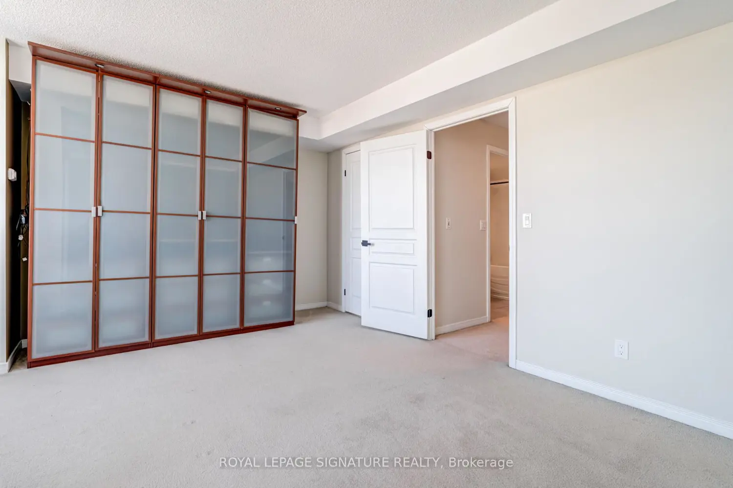 Additional image 10 of 2545 Erin Centre Boulevard 1703