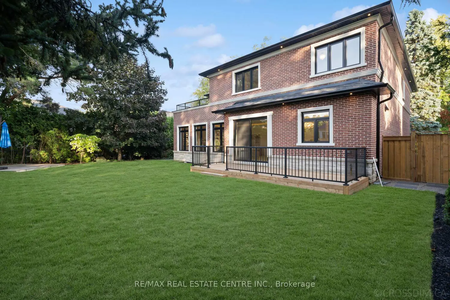 Additional image 18 of 1065 Rebecca Street