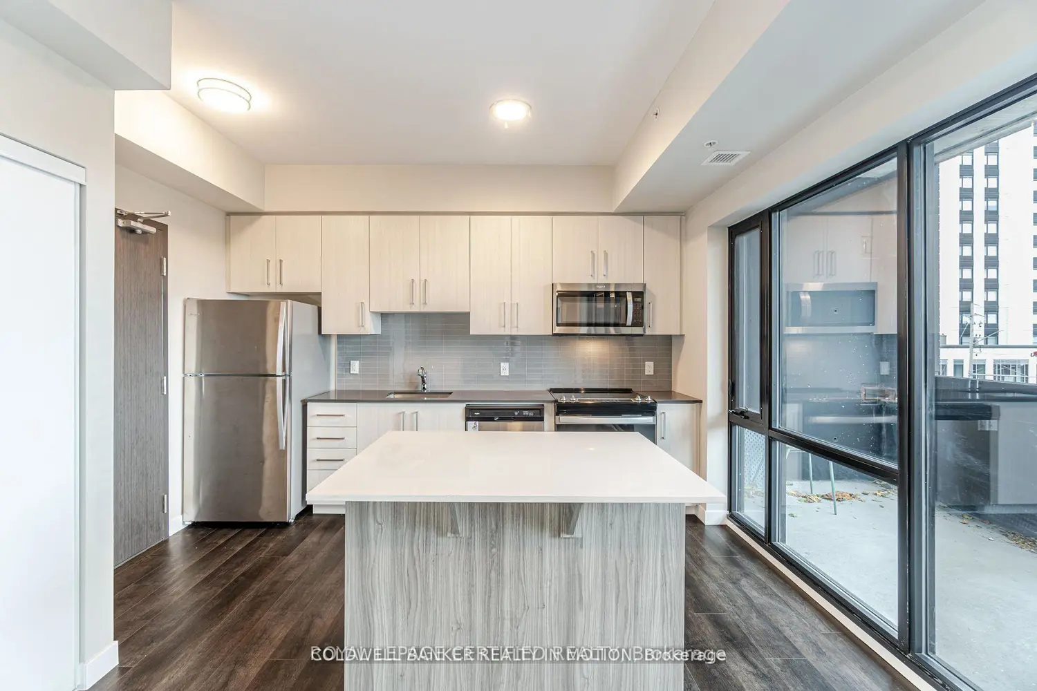 Additional image 6 of 15 Queen Street 303