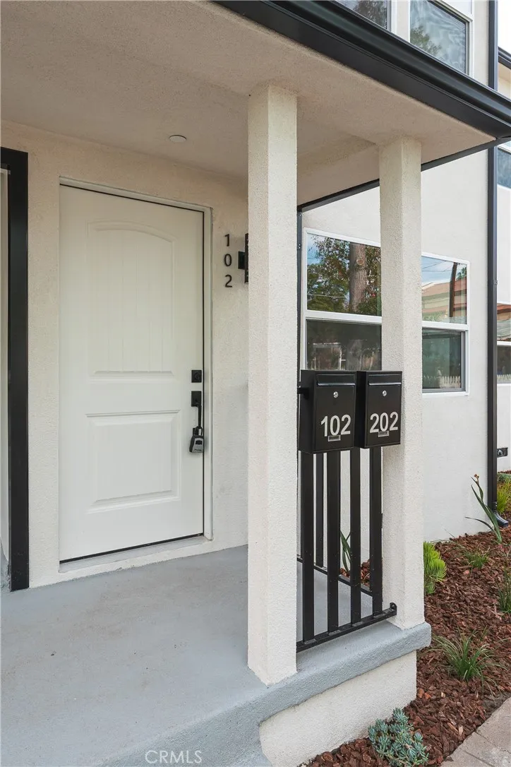 Additional image 72 of 1065 E Spazier Ave Unit 202, Burbank, CA 91502