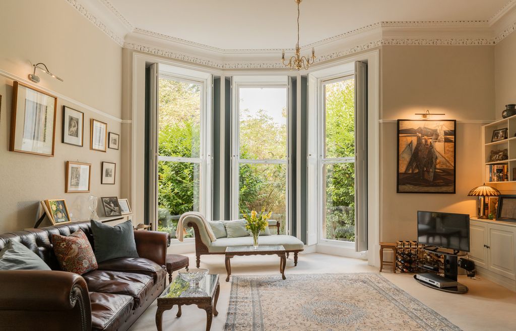 Additional image 3 of 2 bed flat for salePark Gardens, Bath BA1