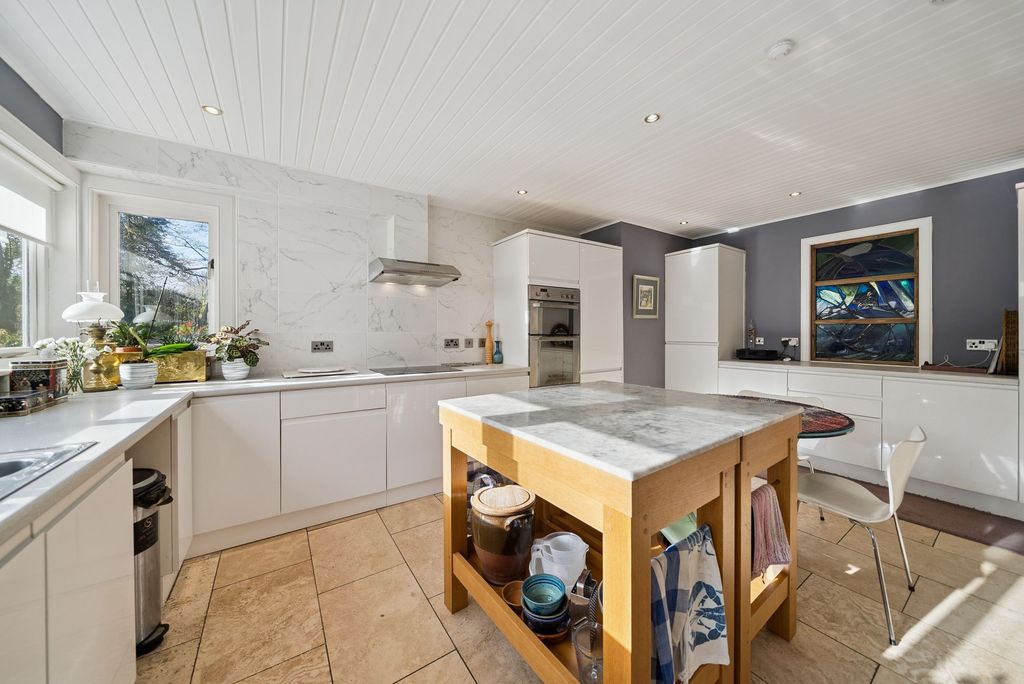 Additional image 11 of 4 bed detached house for sale23 Victoria Road, Helensburgh G84