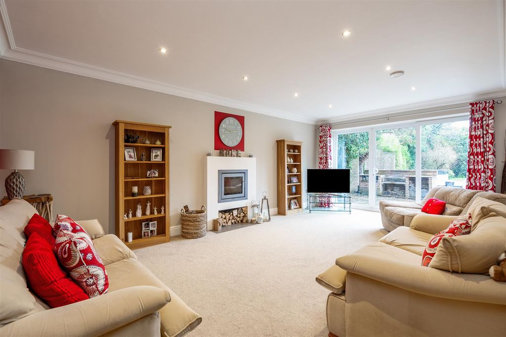 Additional image 9 of 7 bed detached house for saleWhitefields Road, Solihull B91