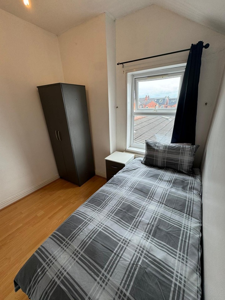 Additional image 7 of Room in a Shared House, Ellesmere Road, B8, N1 7GU