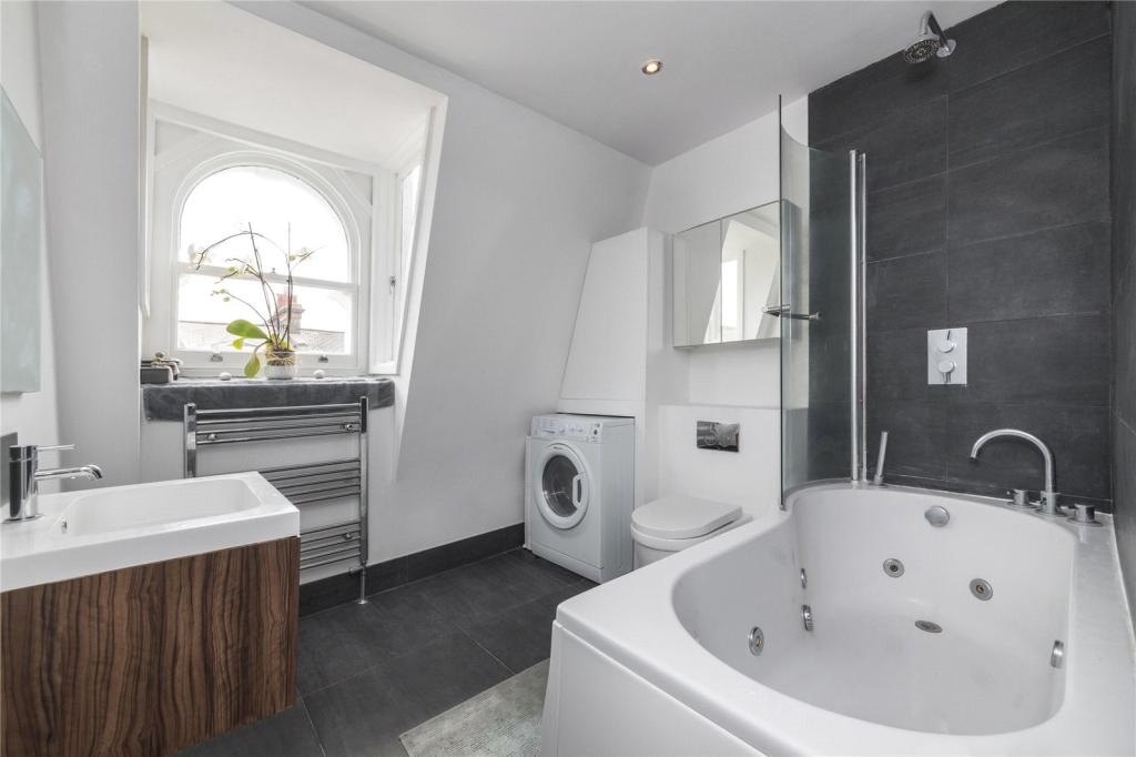 Additional image 9 of 1 Bed Flat, Westgate Terrace, SW10, N1 7GU