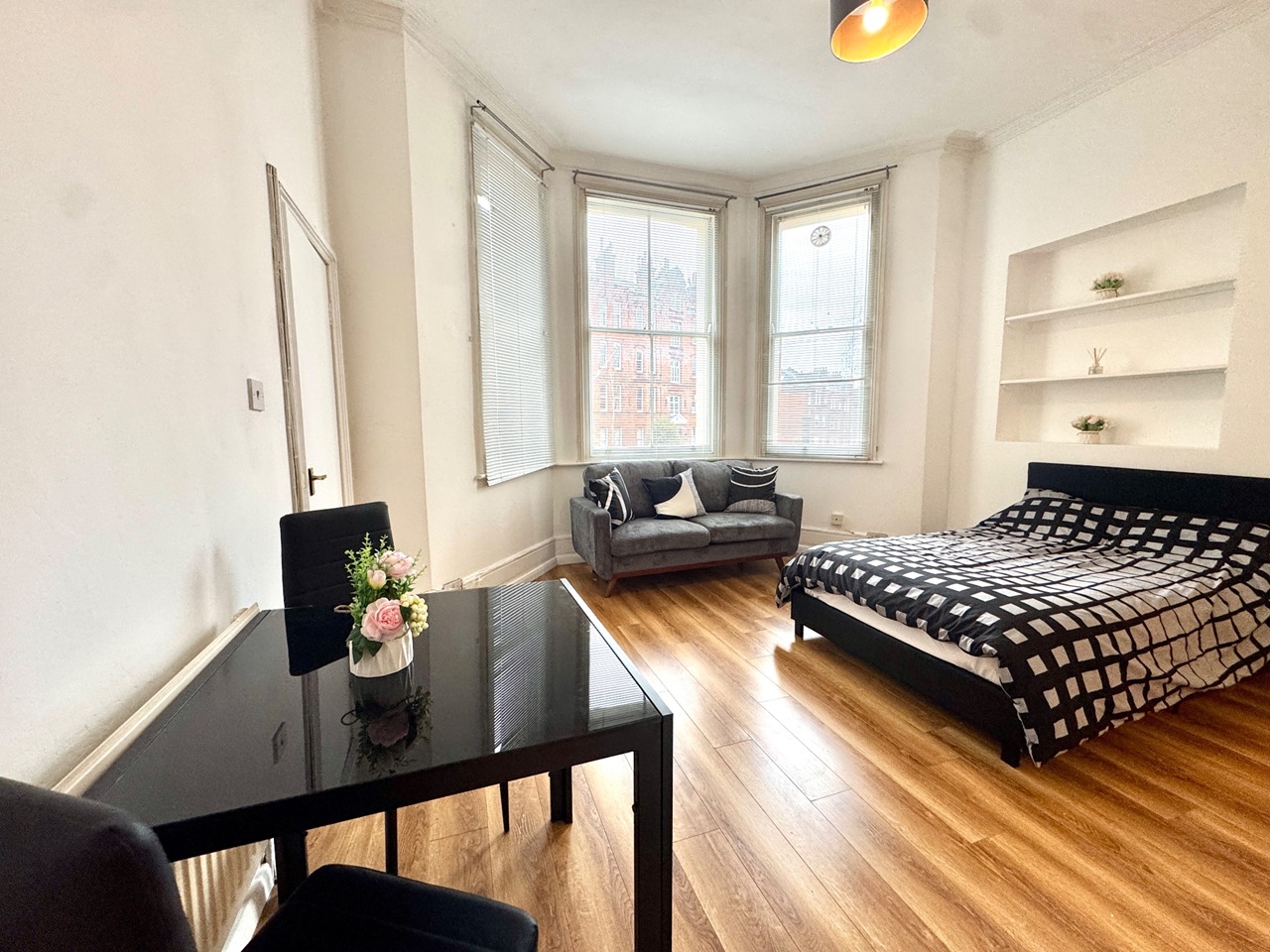 Studio Flat, London, NW6, N1 7GU