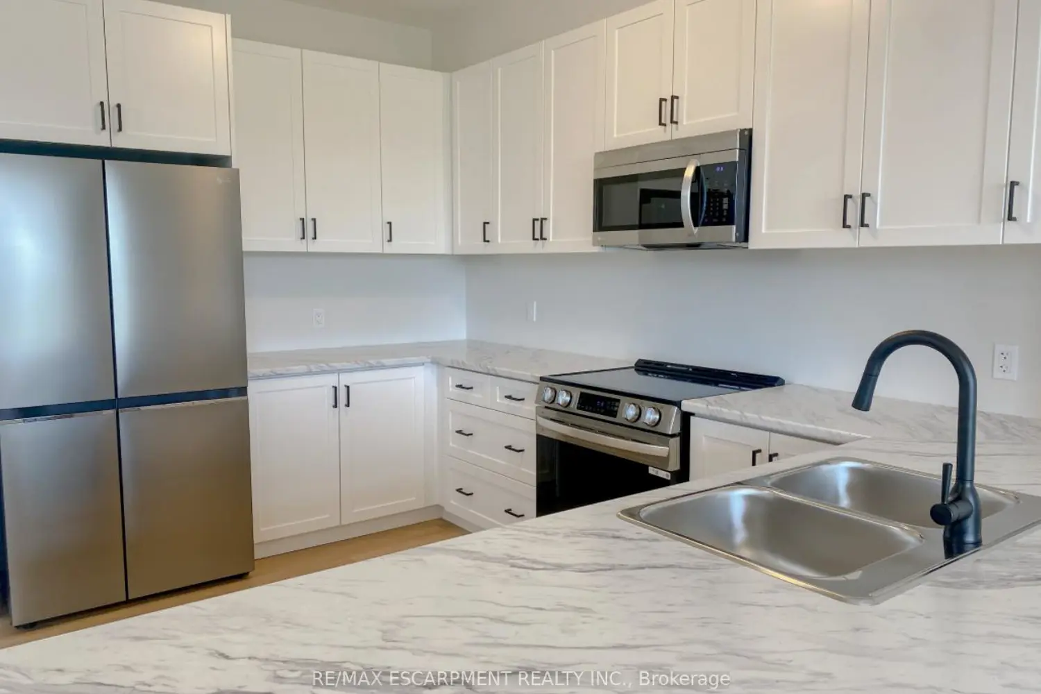 Additional image 10 of 57 Lloyd Davies Way