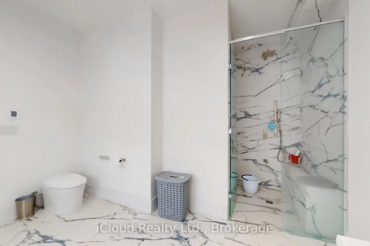 Additional image 8 of 674525 Hurontario Street