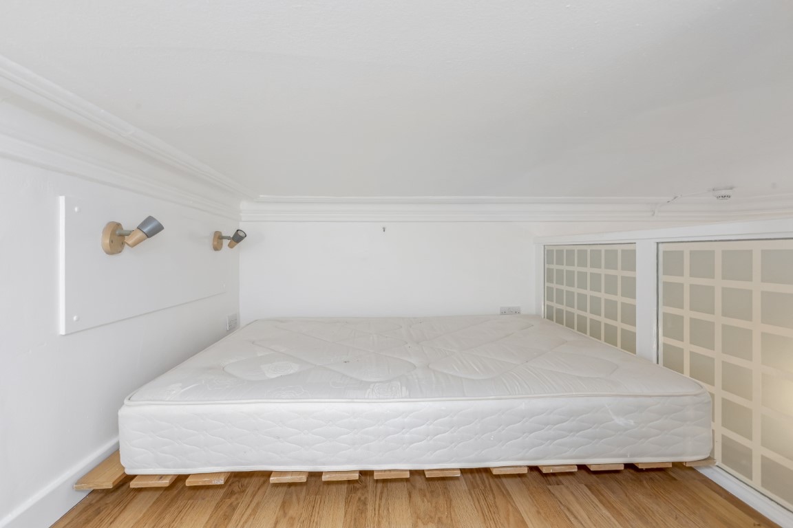 Additional image 8 of Studio Flat, Fitzjohns Avenue, NW3, N1 7GU