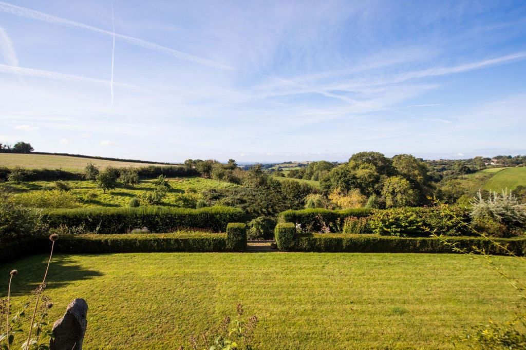 Additional image 3 of 7 bed property for saleCheriton Fitzpaine, Crediton, Devon EX17