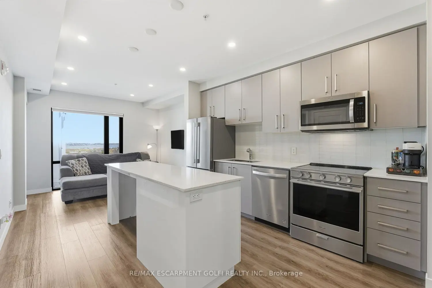 Additional image 7 of 15 Queen Street 609