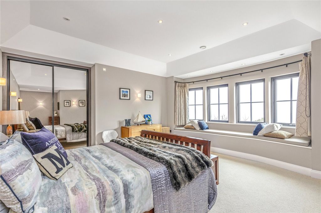 Additional image 44 of 6 bed detached house for saleSea Way, Middleton-On-Sea, West Sussex PO22