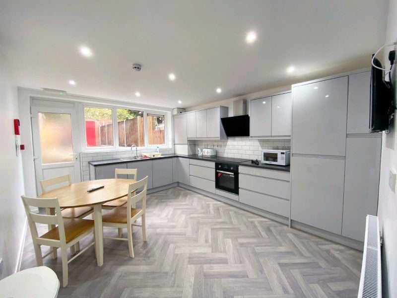 Additional image 2 of Room in a Shared House, Icknield Port Road, B16, N1 7GU