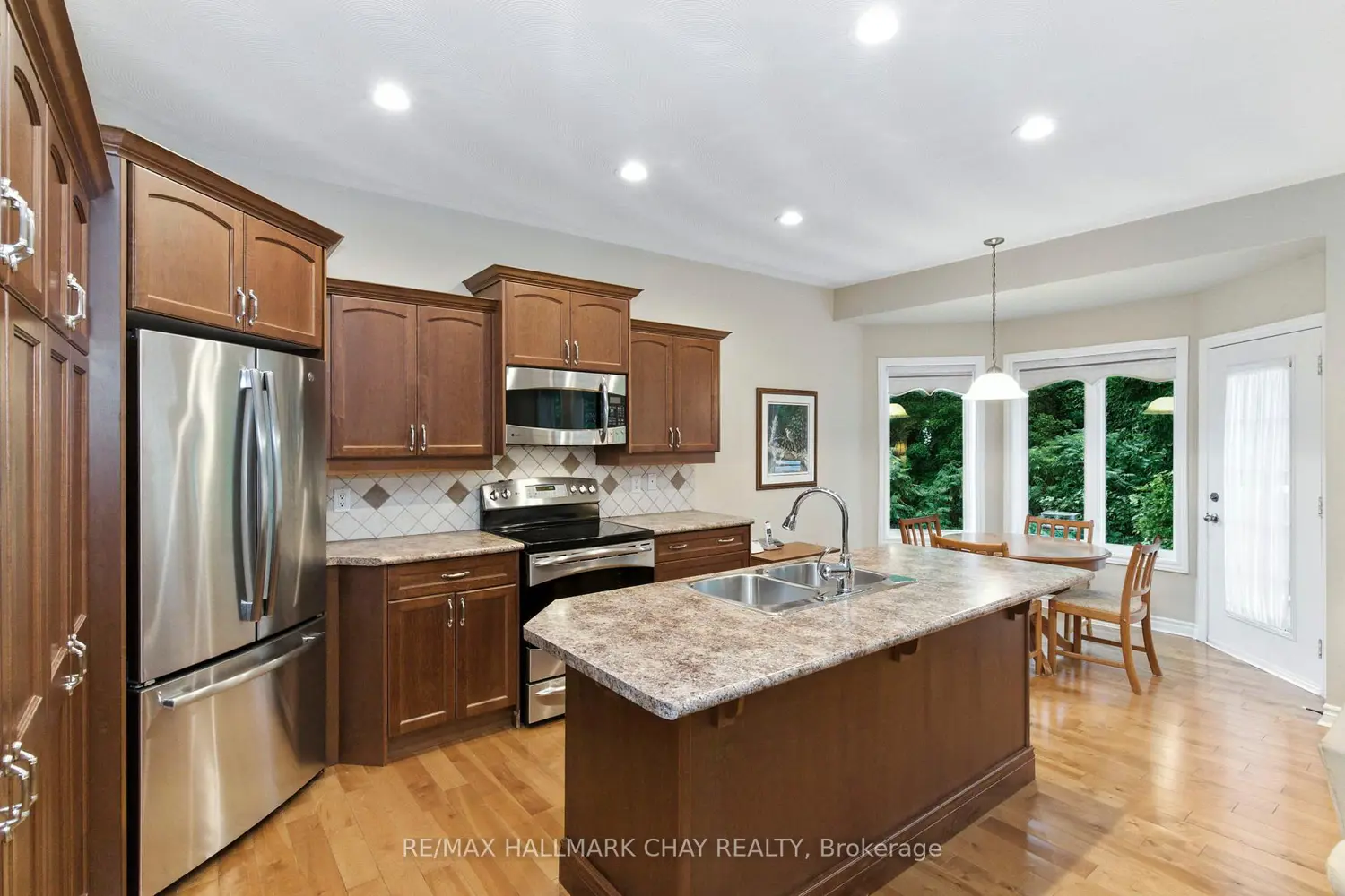 Additional image 5 of 32 Valleycrest Drive