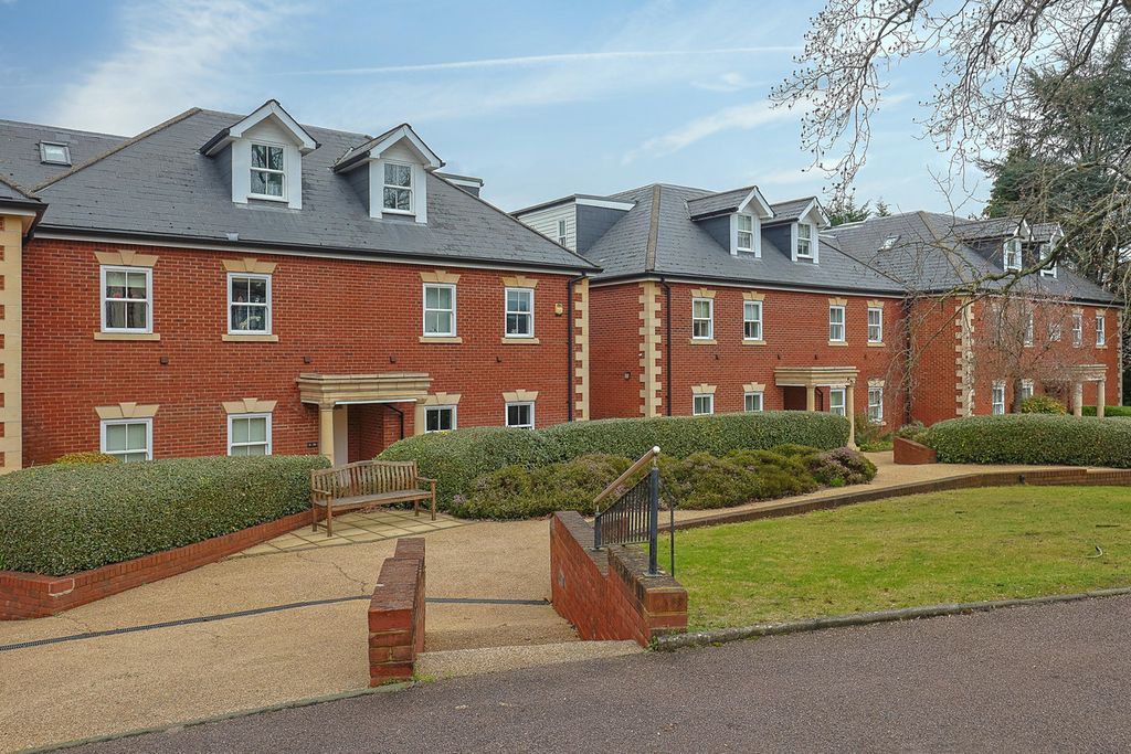 Additional image 22 of 2 bed flat for saleWest Hill, Oxted RH8