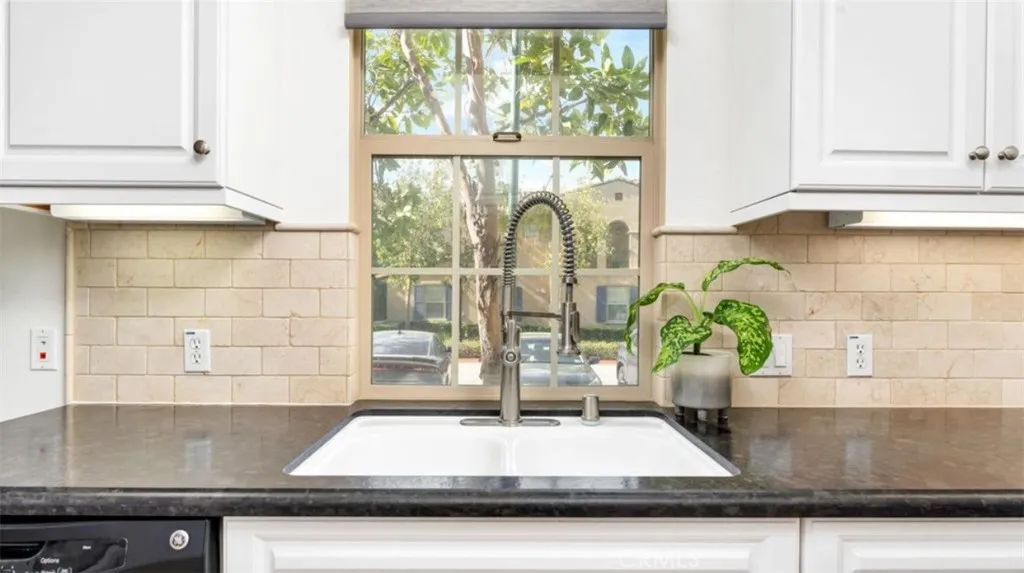 Additional image 5 of 131 Silverado, Irvine, CA 92618