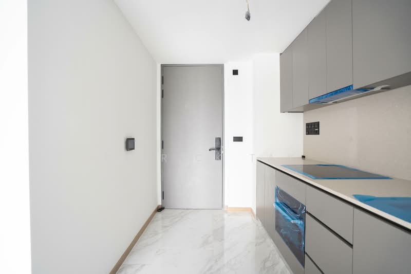 Additional image 10 of 173 Chin Swee Road