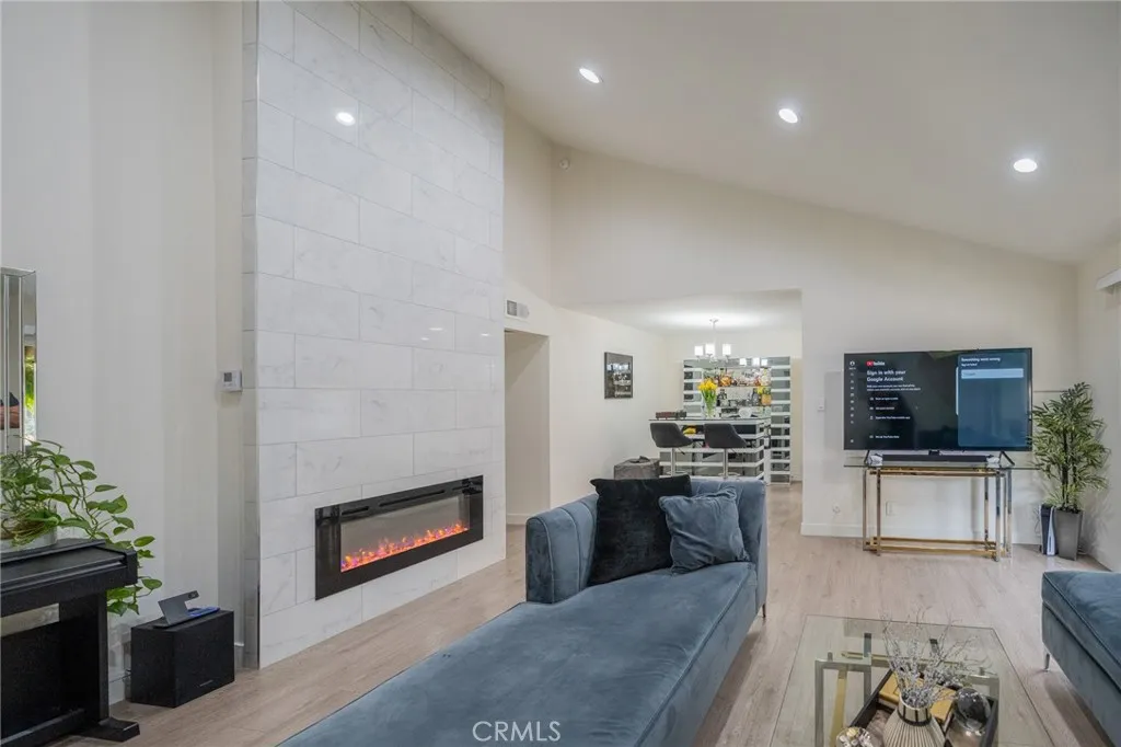 Additional image 29 of 15425 Sherman Way Unit 241, Van Nuys, CA 91406