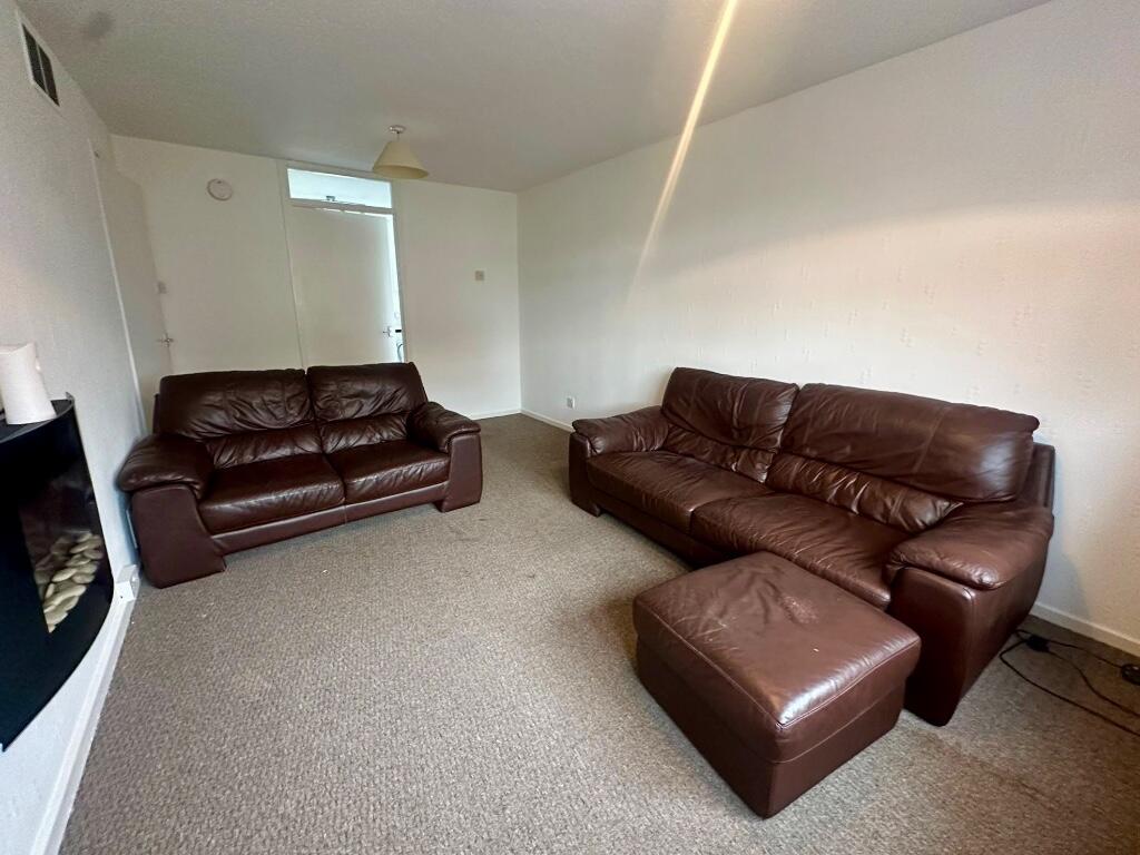 Bonnyview Drive, Aberdeen, Aberdeenshire, AB16