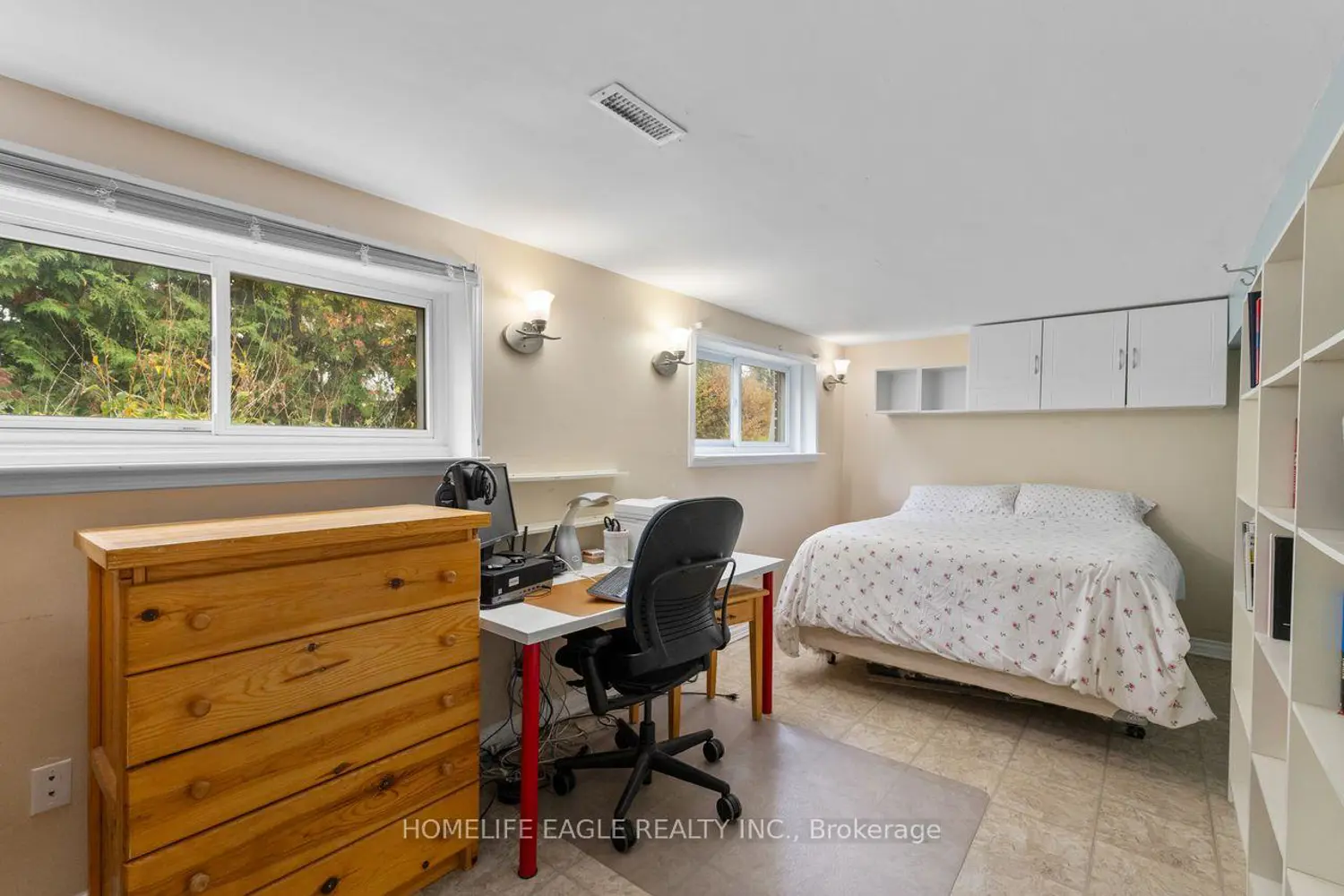 Additional image 18 of 14 Lee Avenue