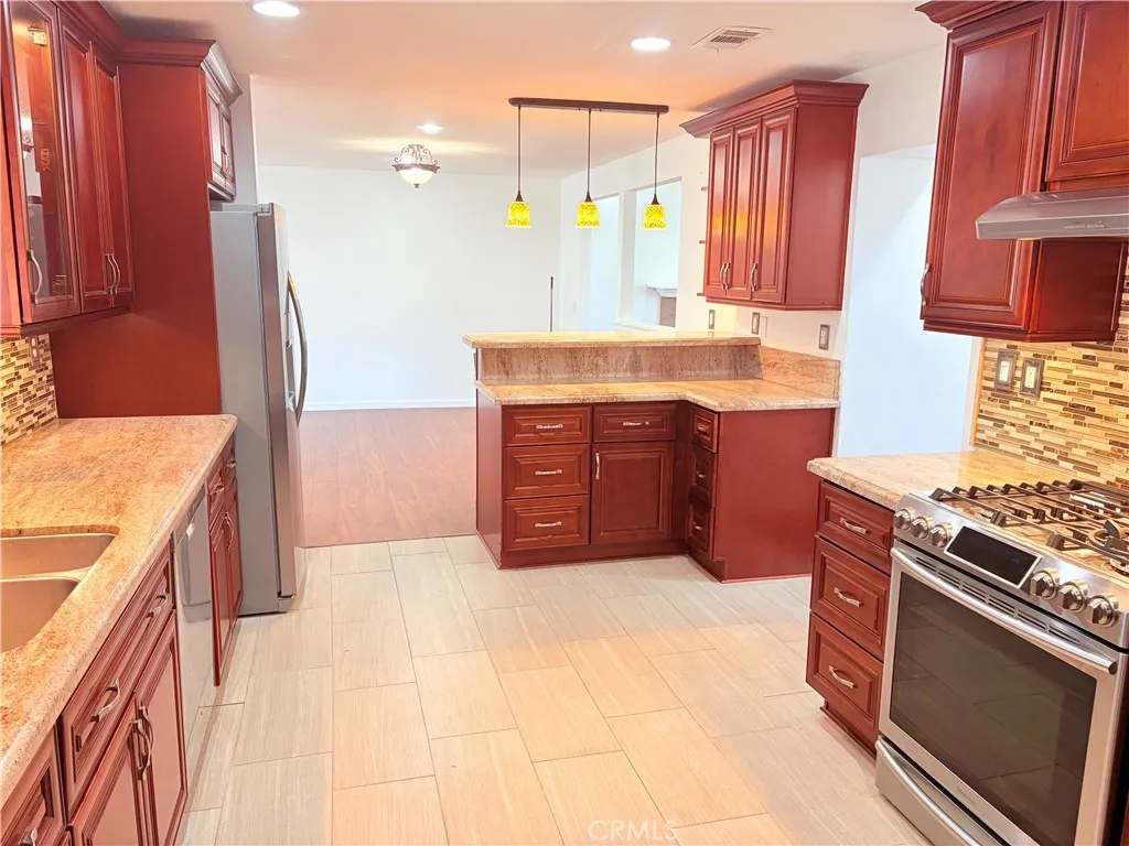 Additional image 11 of 20833 Kingscrest Dr, Saugus, CA 91350