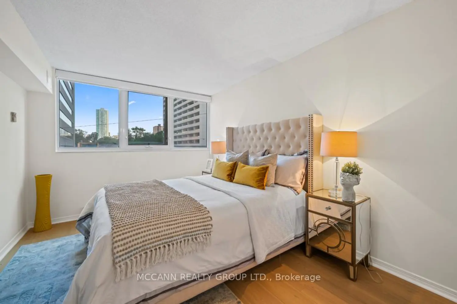 Additional image 10 of 360 Bloor Street 301