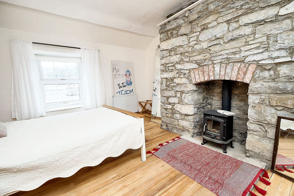 Additional image 38 of 5 bed semi-detached house for saleHigh Street, Conwy LL32