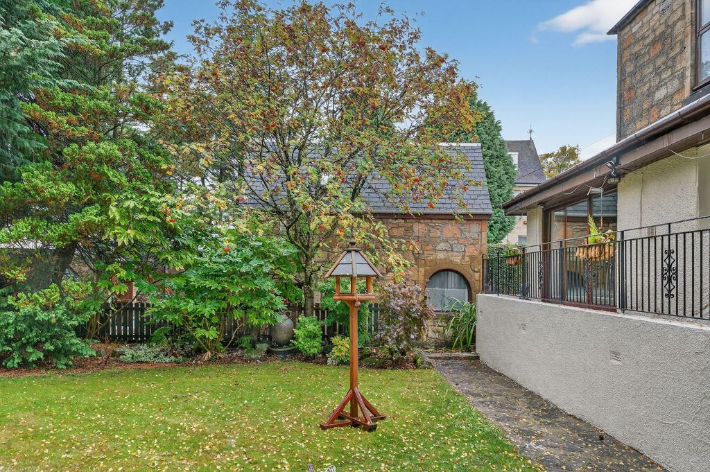 Additional image 31 of 5 bed villa for sale71 London Road, Kilmarnock KA3