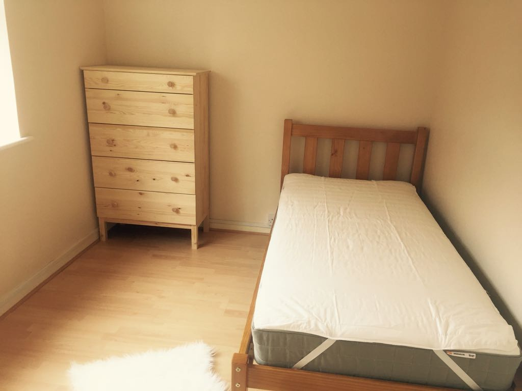 Additional image 9 of 2 Bed Flat, Harris Court, B18, N1 7GU