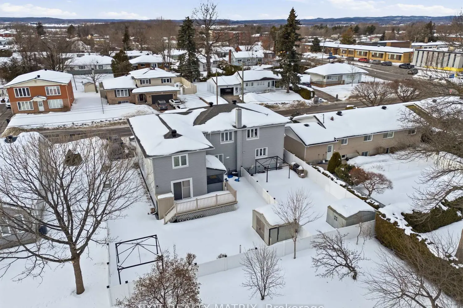 Additional image 18 of 1691-1695 Saint-Laurent Street