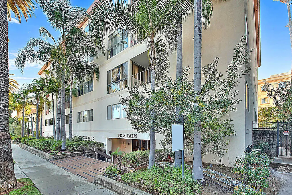 Additional image 2 of 137 S Palm Drive Unit 201, Beverly Hills, CA 90212