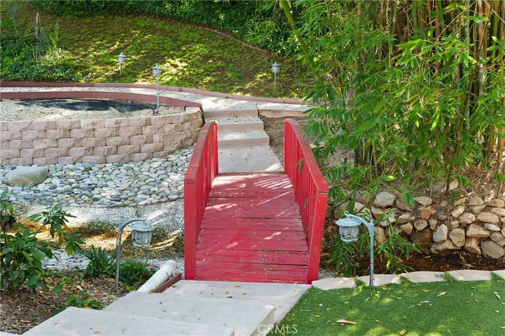 Additional image 94 of 809 Highland Drive, La Canada Flintridge, CA 91011