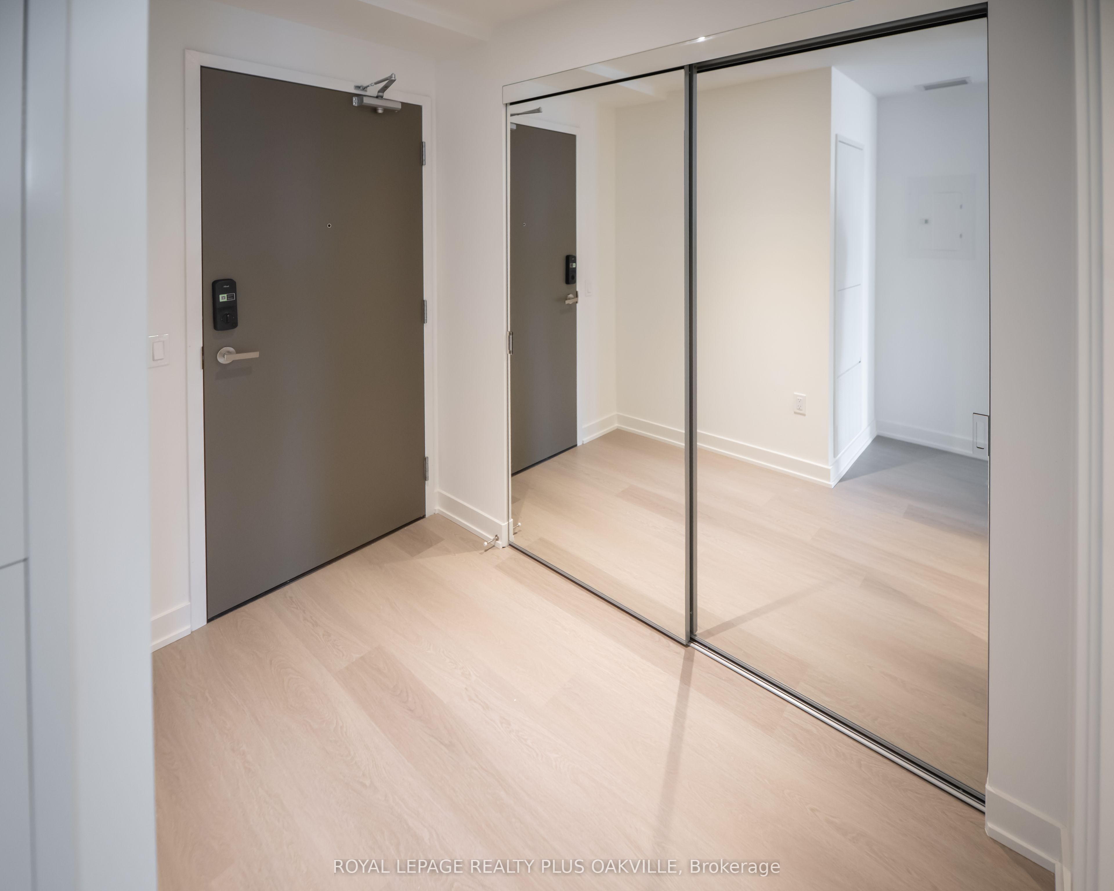 Additional image 4 of 1505-505 Webb Drive, Mississauga, ON, L5B 4A4