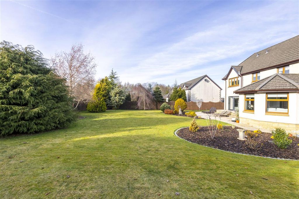 Additional image 32 of 4 bed property for saleHamilton Way, East Whitburn EH47