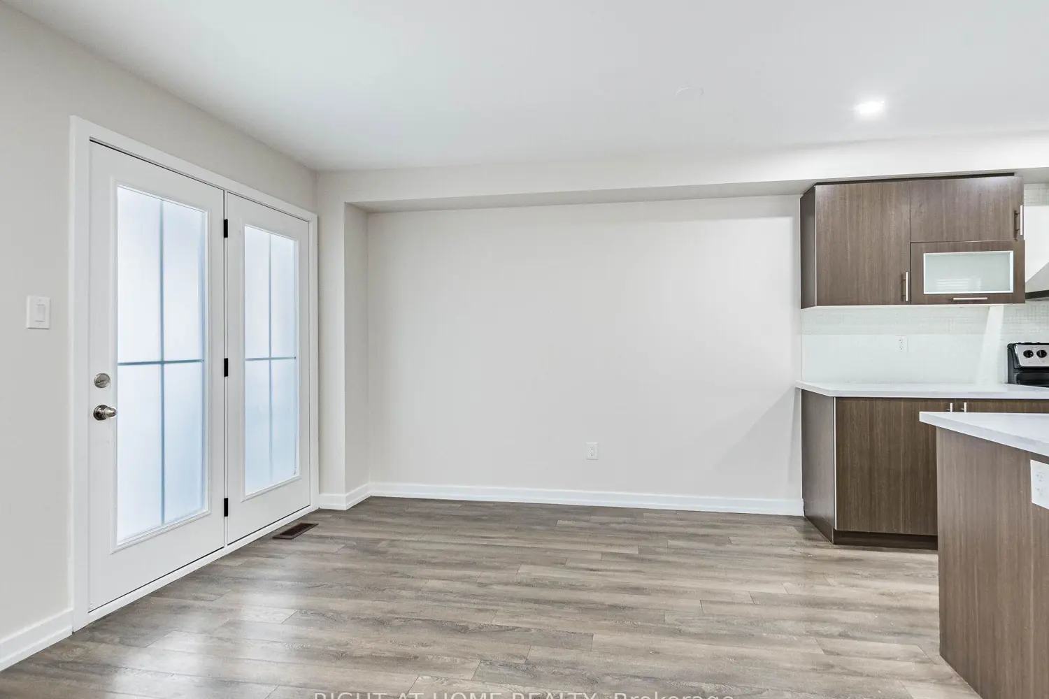 Additional image 15 of 16 Edsel Road