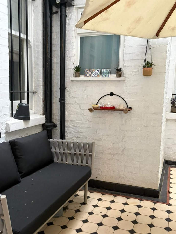 Additional image 8 of 2 Bed Flat, Palace Court, W2, N1 7GU