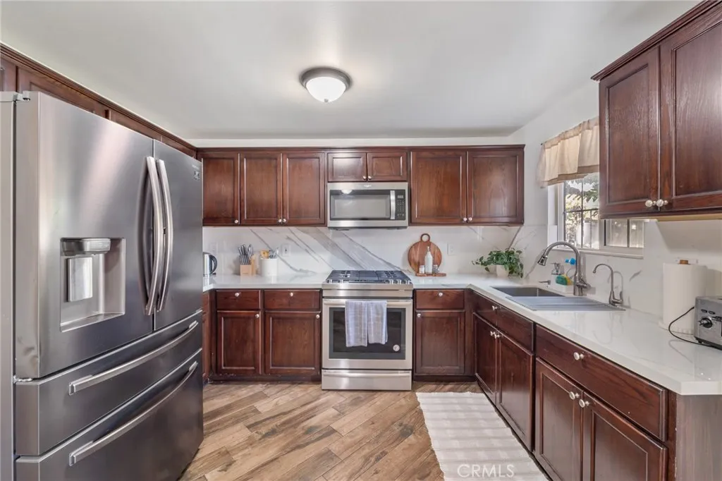 Additional image 9 of 11113 Van Buren Avenue, Inglewood, CA 90044