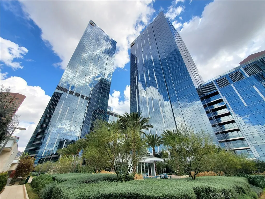 877 Francisco Street Unit 1720, Los Angeles, CA 90017
