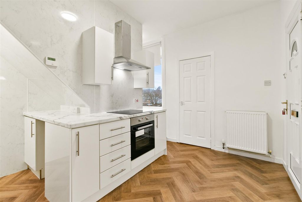 Additional image 7 of 2 bed flat for saleWilson Street, Alexandria G83